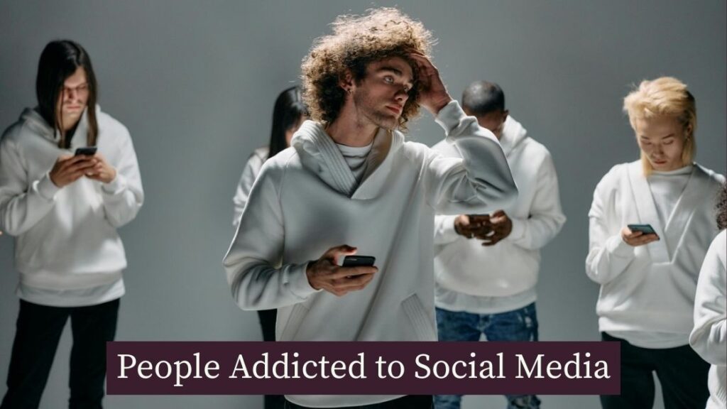 people addicted to social media