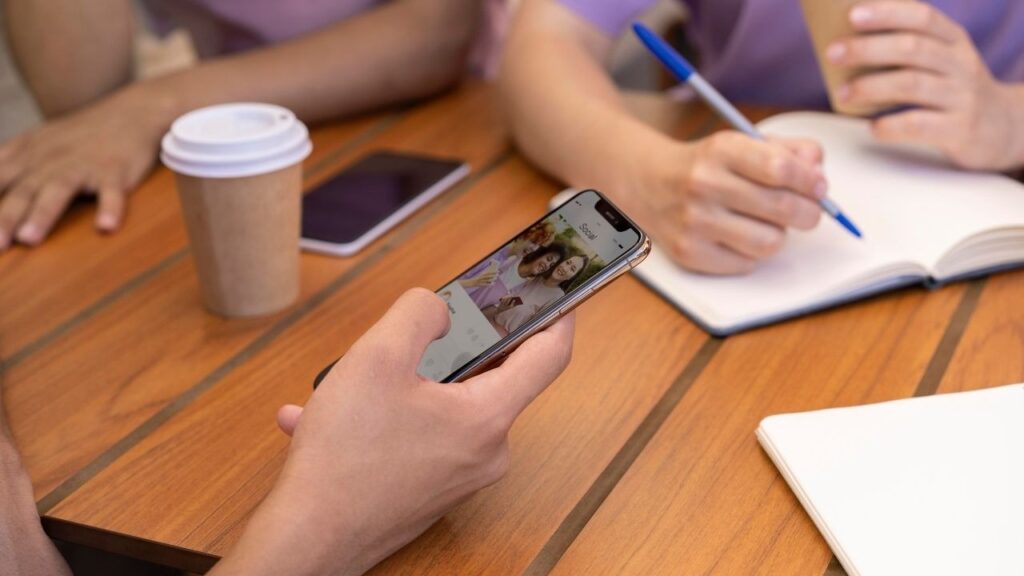 habitual scroll session